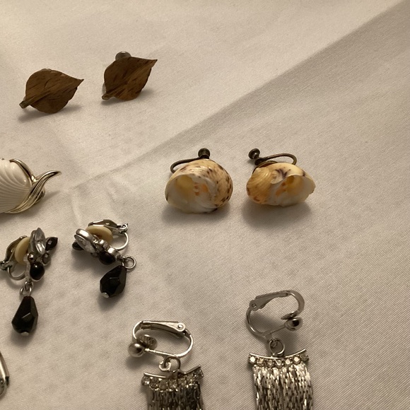 Clip on and Screwback earrings lot - Picture 6 of 6